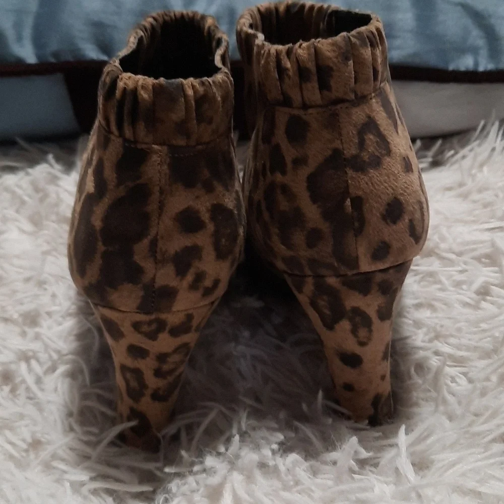 Sam & Libby Ankle Booties